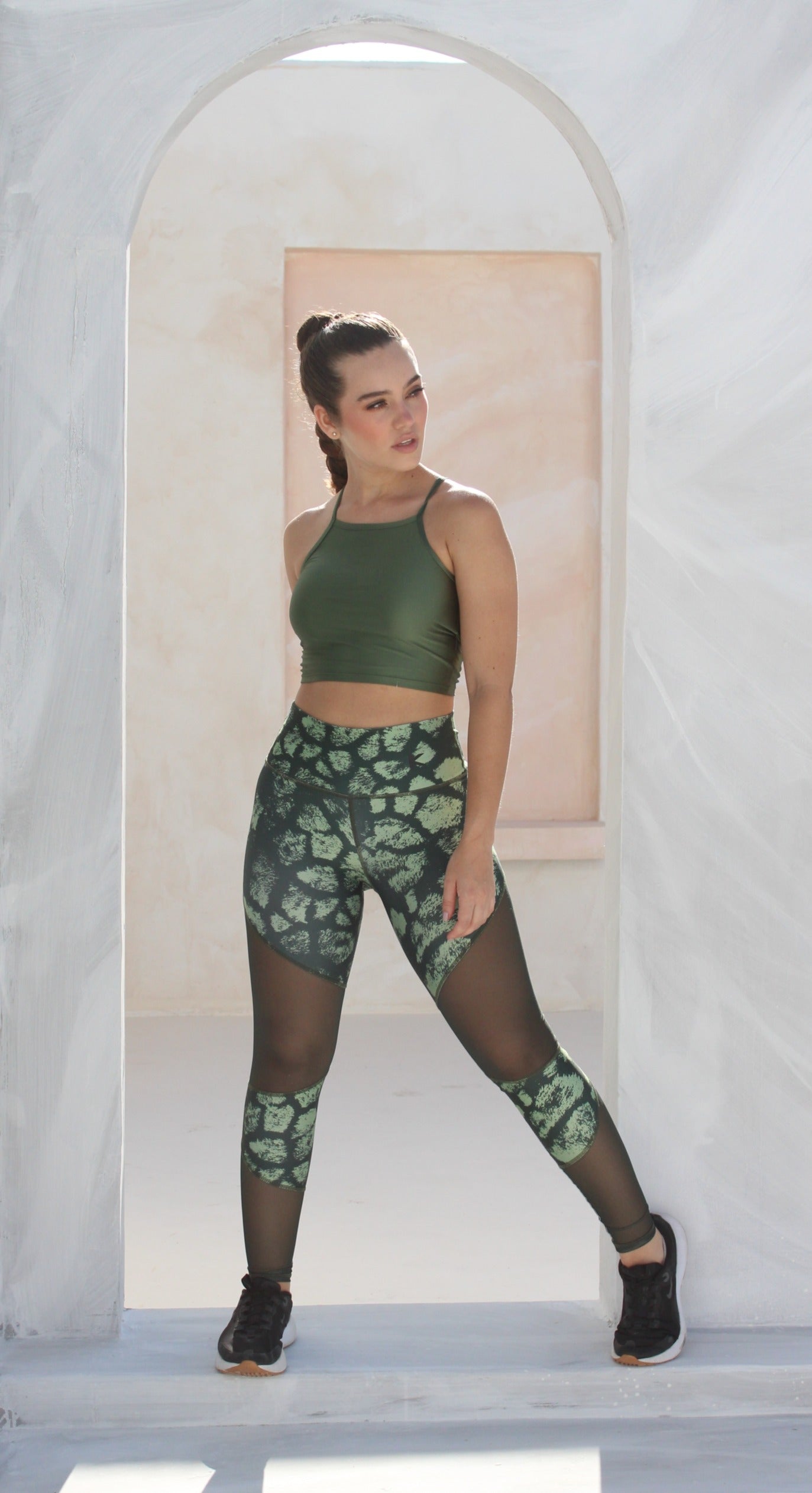 Leggin Cut Verde Militar - KRS | KIRIOS